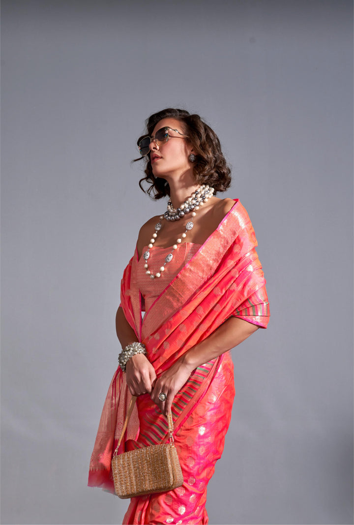 Fire red Handwoven Weaving Silk Saree - PAHRAVA