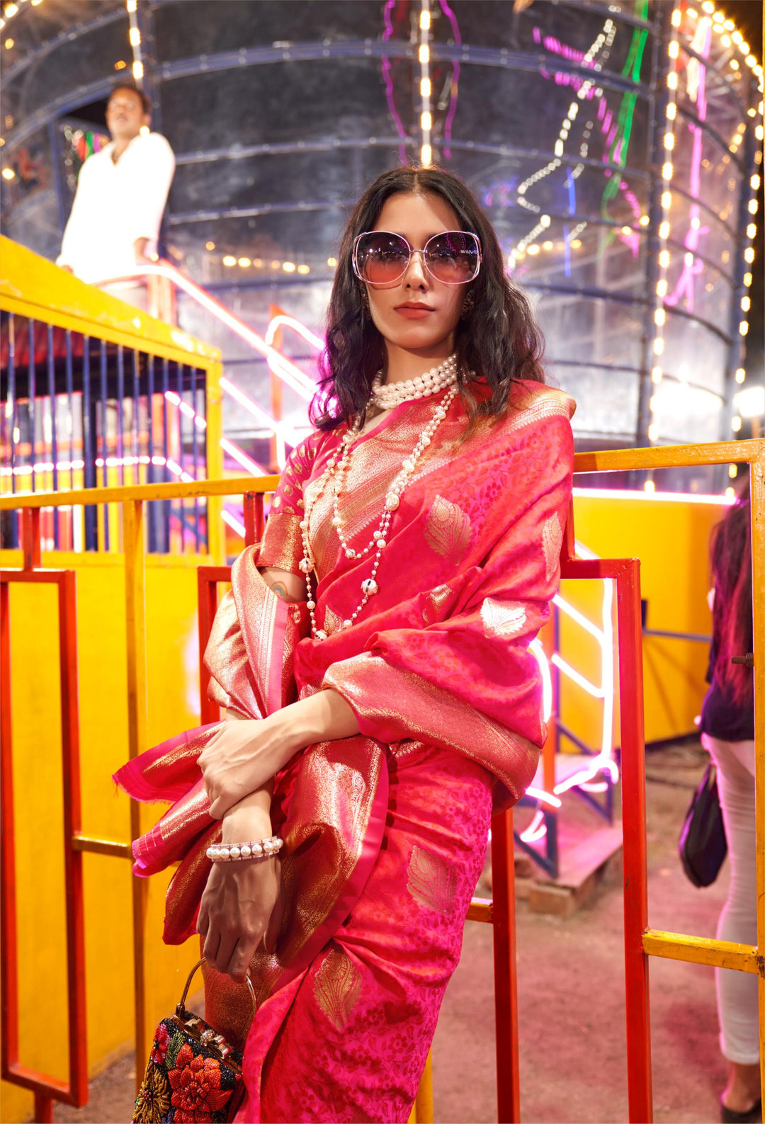 Pinkish Red Handloom Weaving Silk Saree - PAHRAVA