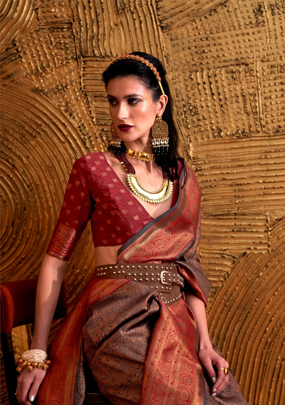 Brownish Chaap Handloom Weaving Silk Saree - PAHRAVA