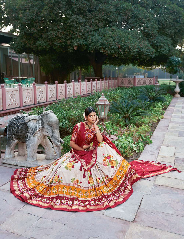 Queen Pink Floral Dola Silk Lehenga Choli - PAHRAVA