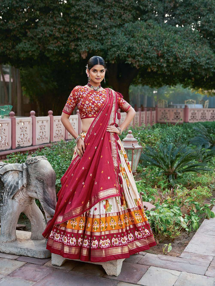 Queen Pink Floral Dola Silk Lehenga Choli - PAHRAVA