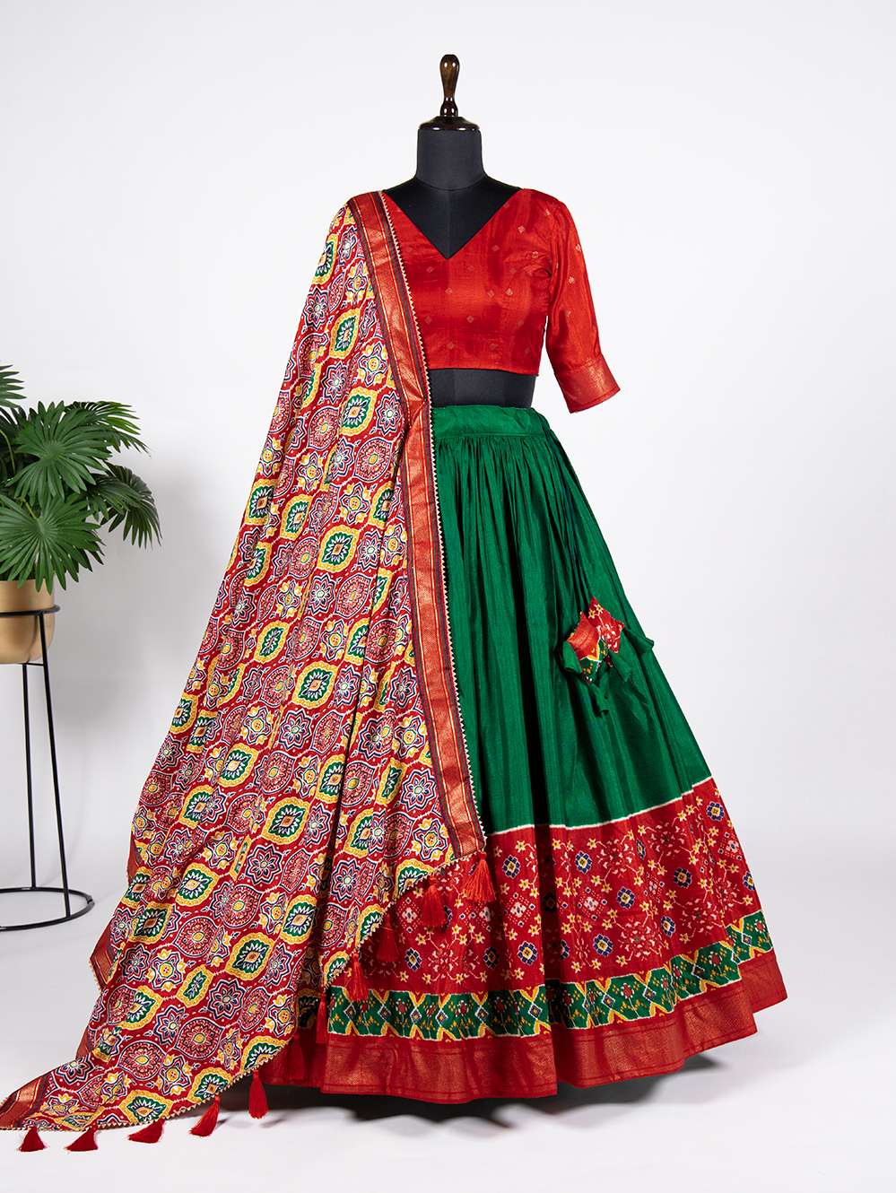 Peacock Green Traditional Dola Silk Lehenga Choli - PAHRAVA