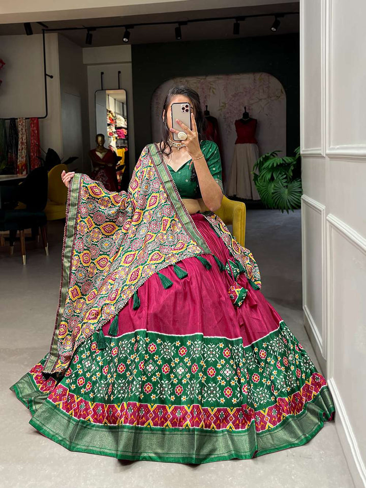 Queen Pink Traditional Dola Silk Lehenga Choli - PAHRAVA