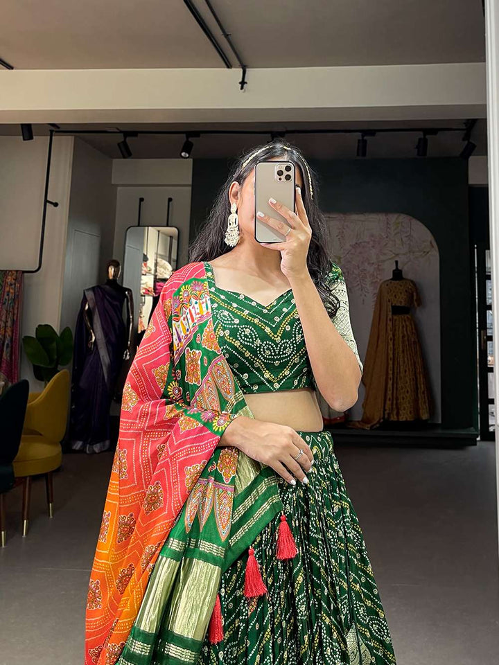 Emerald Green Viscose Dola Silk Lehenga Set - PAHRAVA