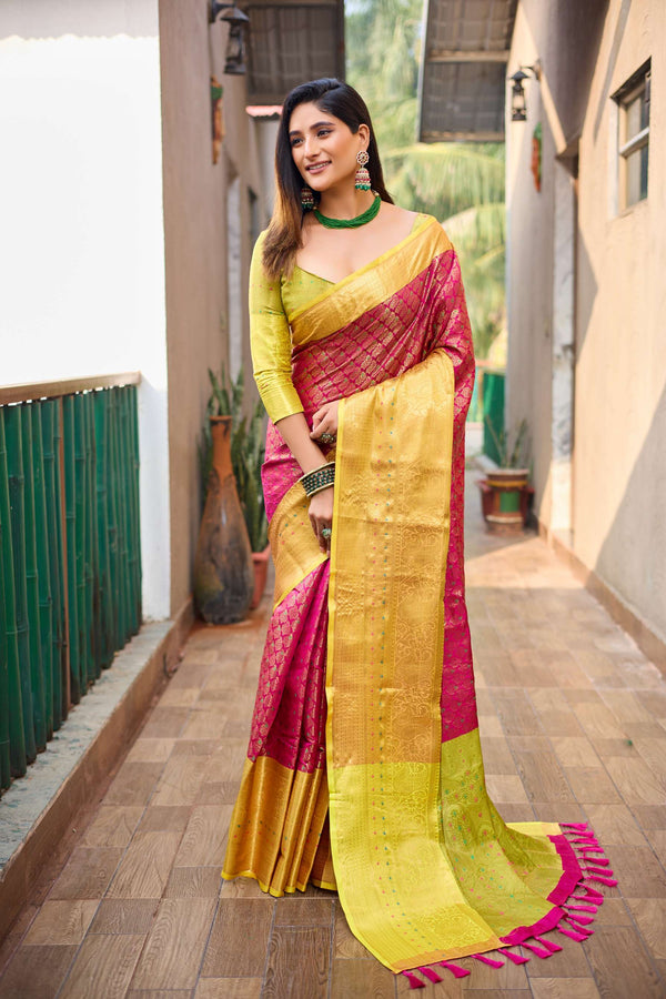 Queen Pink With Gold Border Saree with Vibrant Tassels - PAHRAVA