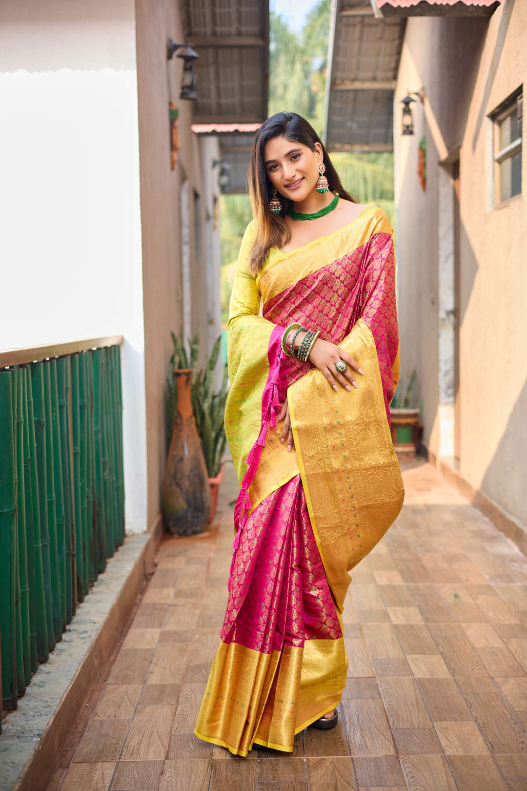 Queen Pink With Gold Border Saree with Vibrant Tassels - PAHRAVA