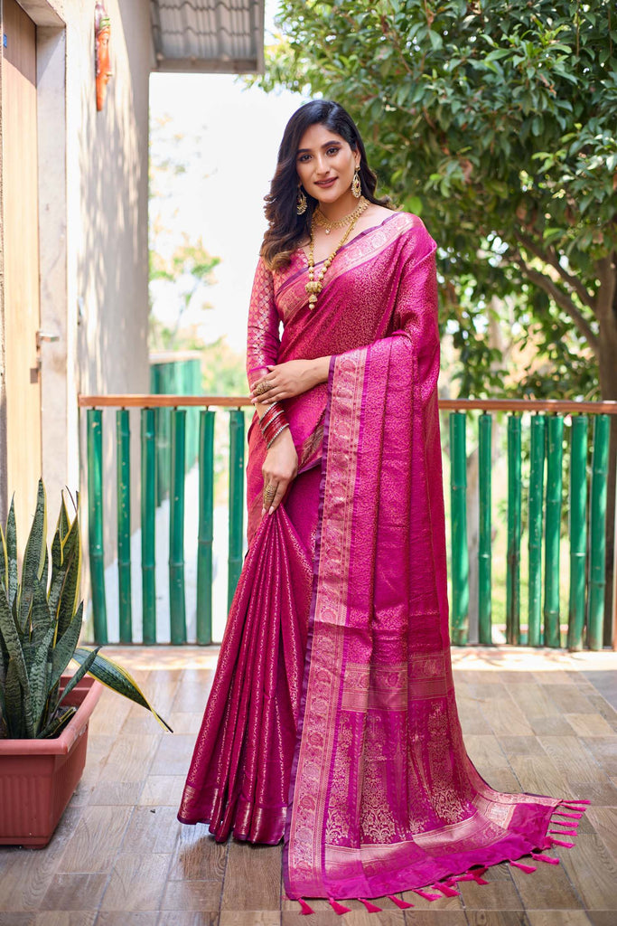 Queen Pink Soft Kubera Dharmavaram Pattu Saree - PAHRAVA