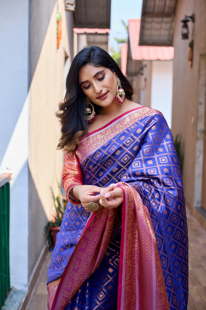 Royal blue banarasi handloom soft silk saree - PAHRAVA