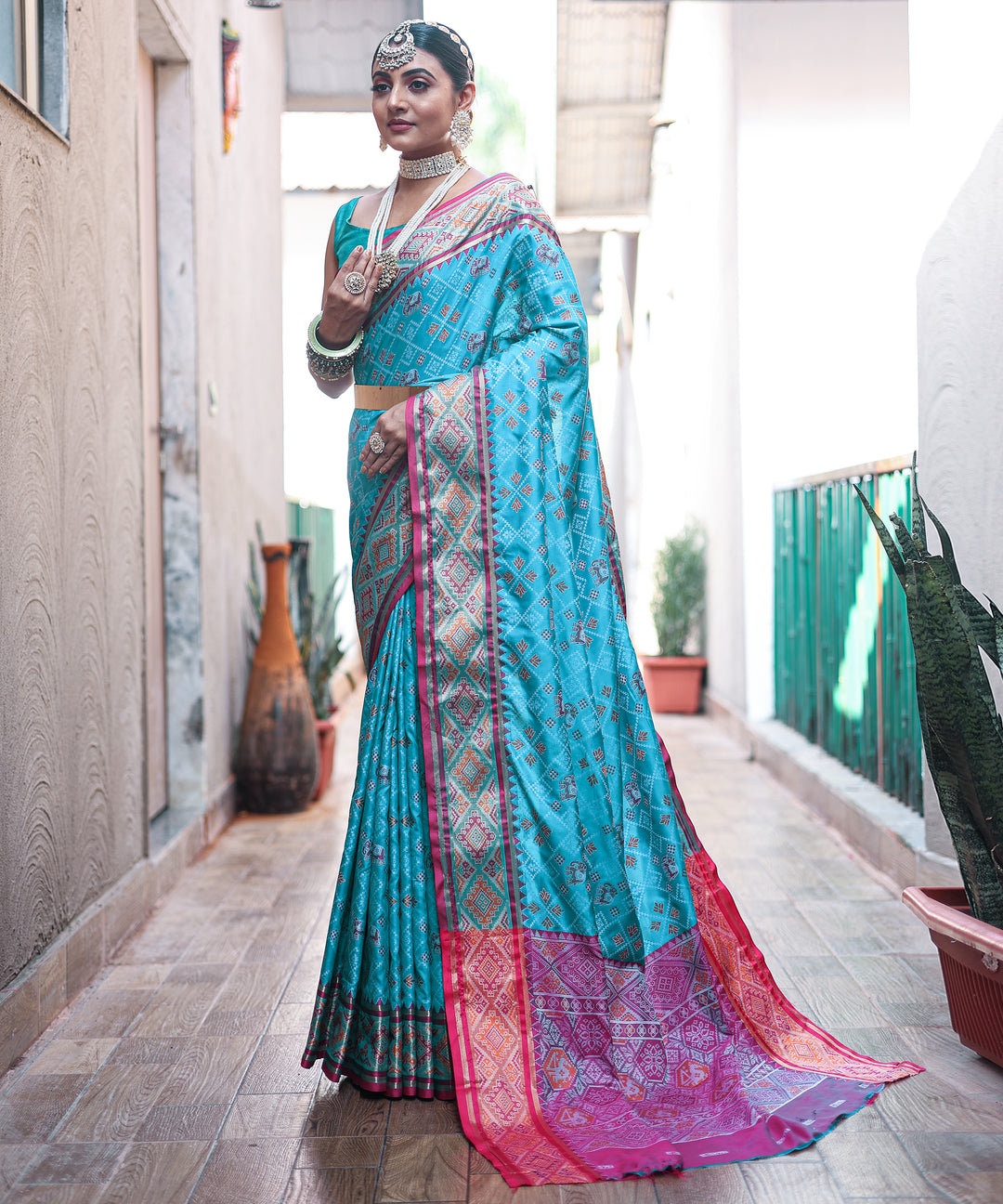 Sea Blue Patola Weave Silk Saree - PAHRAVA