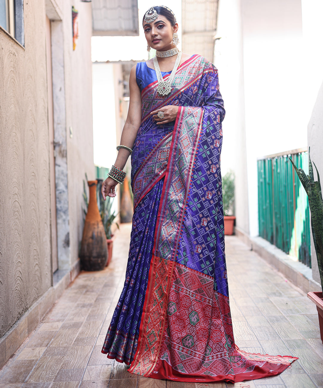 Royal Blue Patola Weave Silk Saree - PAHRAVA