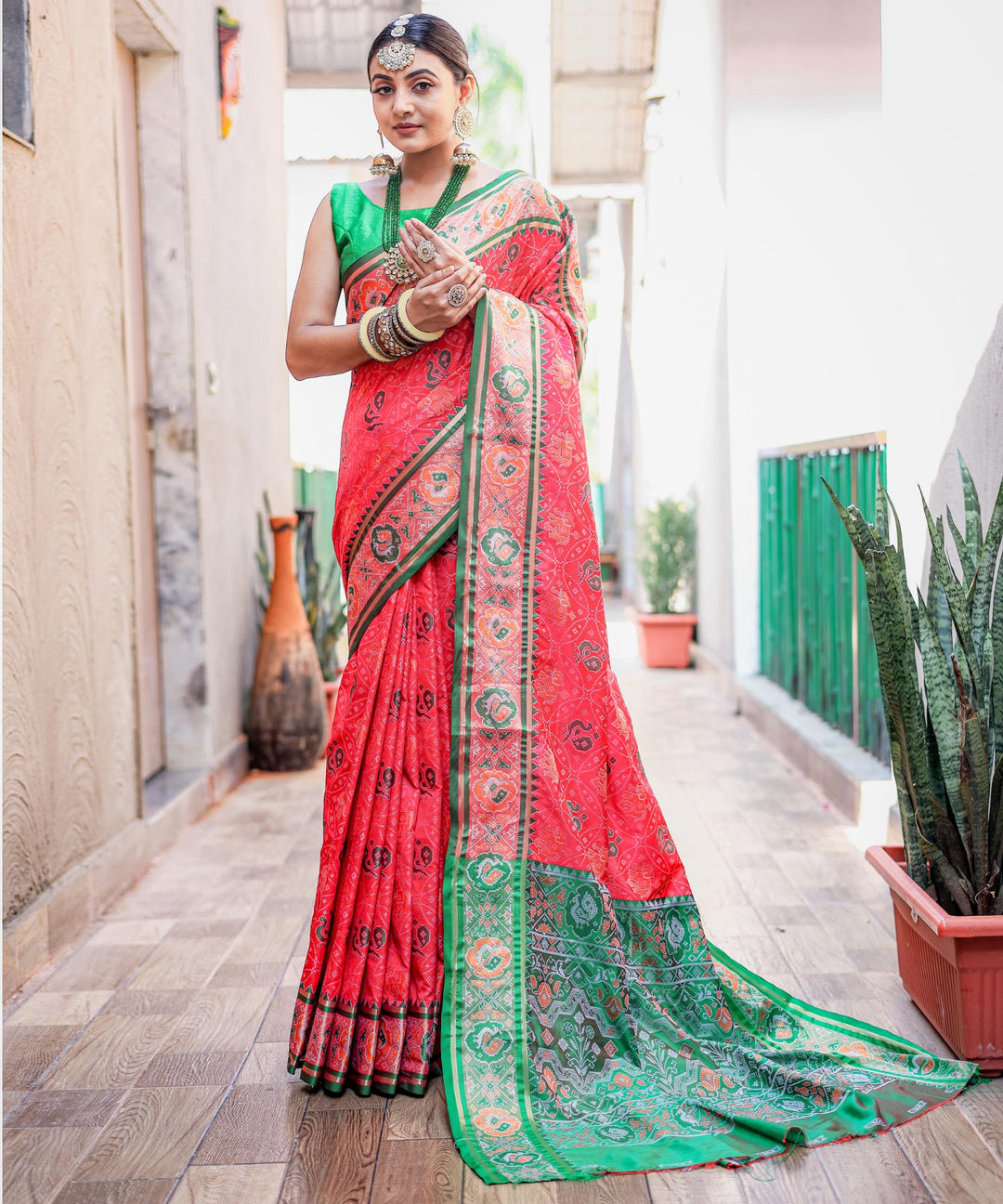 Plum Pink Soft Patola Silk Saree - PAHRAVA