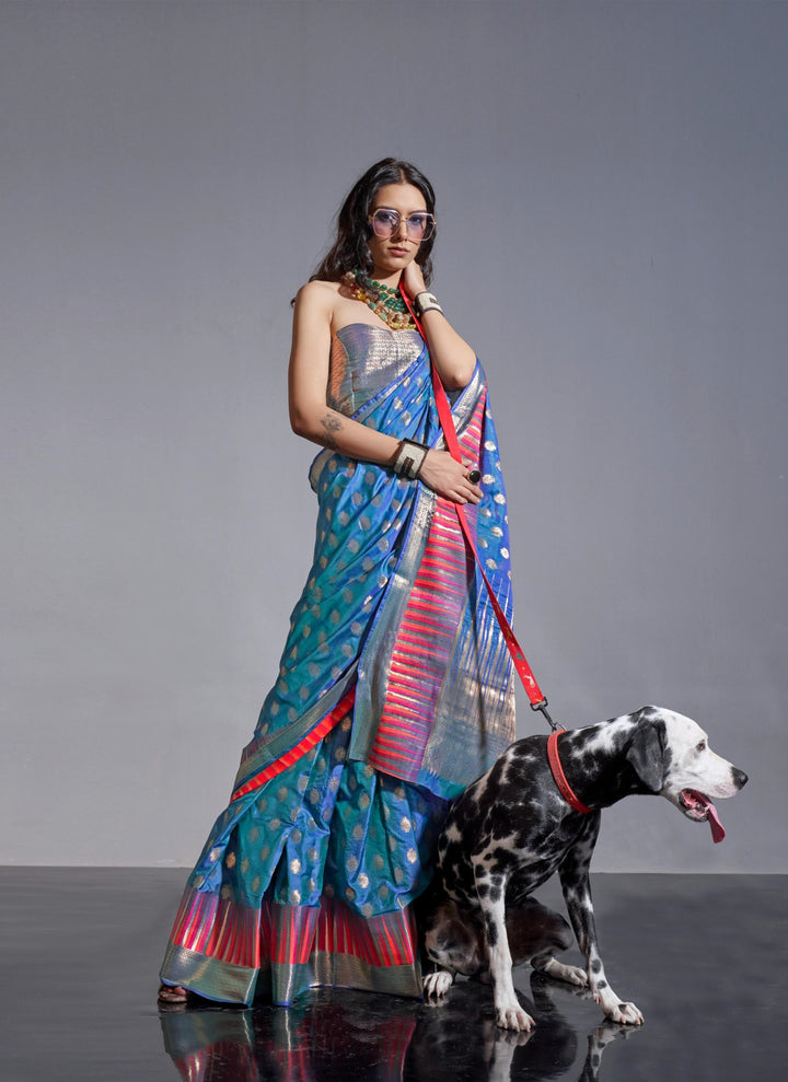 Electric blue  Handwoven Weaving Silk Saree - PAHRAVA