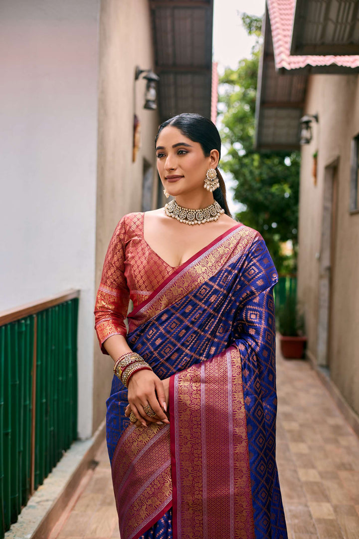 Royal Blue Banarasi Handloom Soft Silk Pattu Saree - PAHRAVA