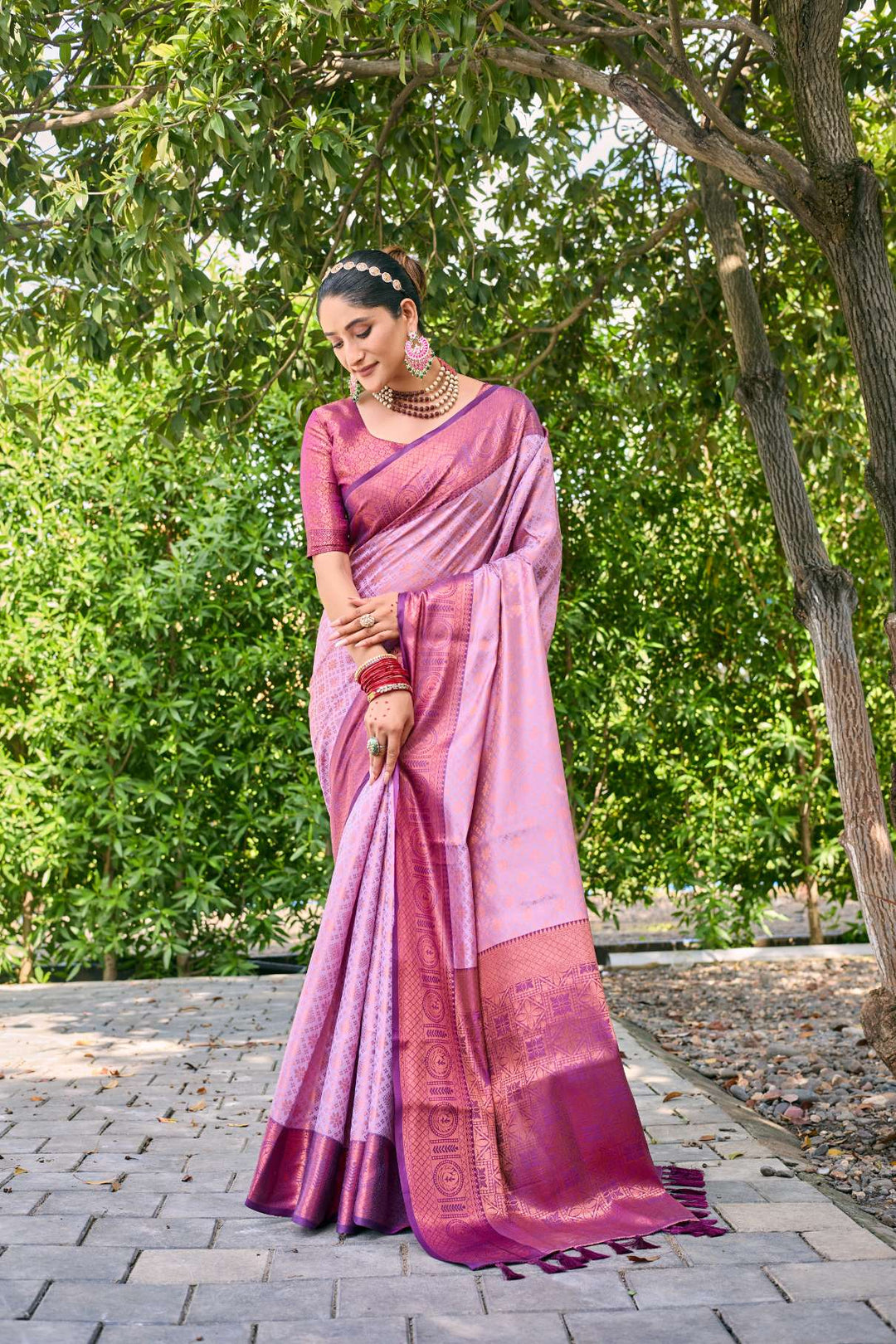 Soft Lavender Kubera Pattu Kanjivaram Silk Saree - PAHRAVA