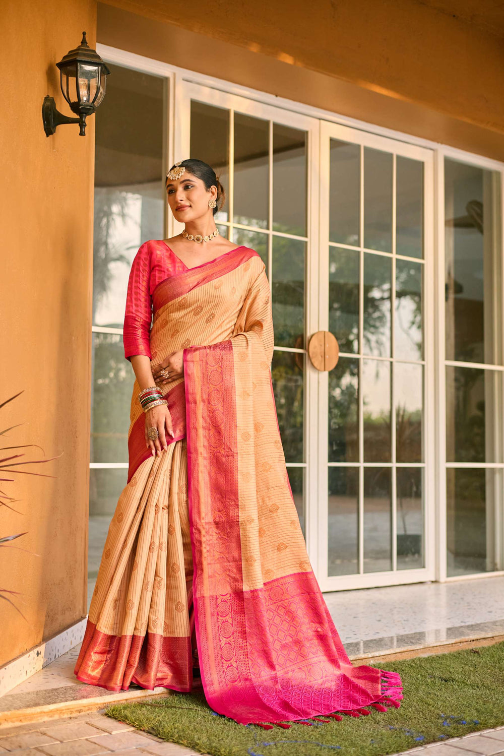 Almond Cream Kanchi Silk Saree - PAHRAVA