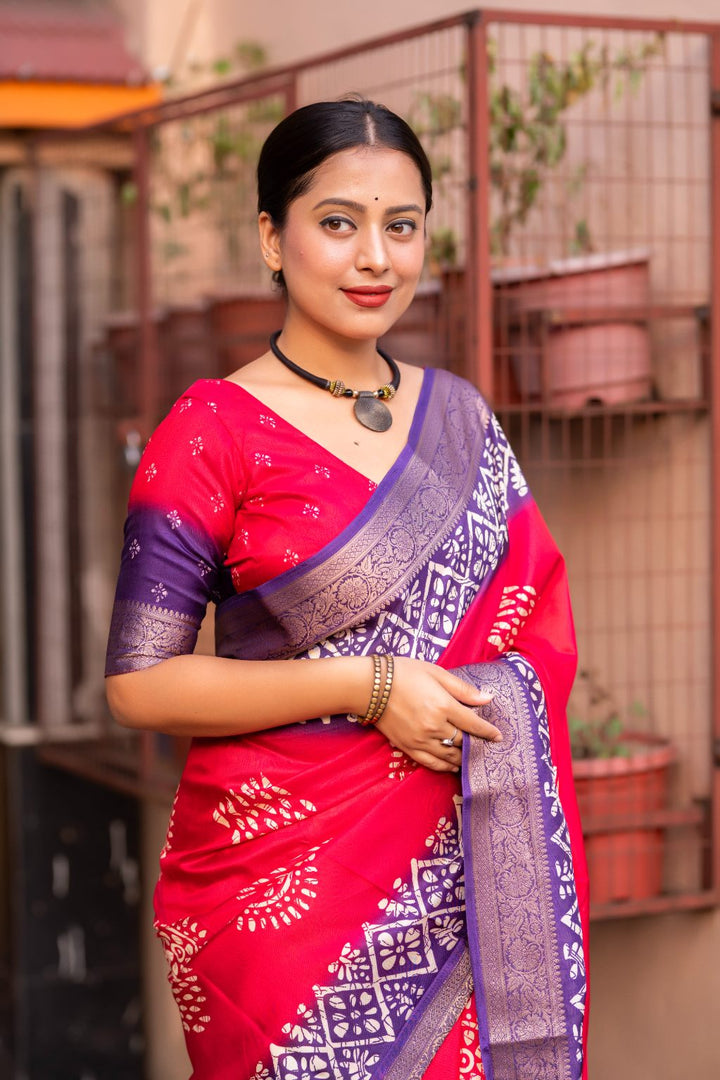 Dark Pink soft cotton cape with Jacq Zari woven border saree.