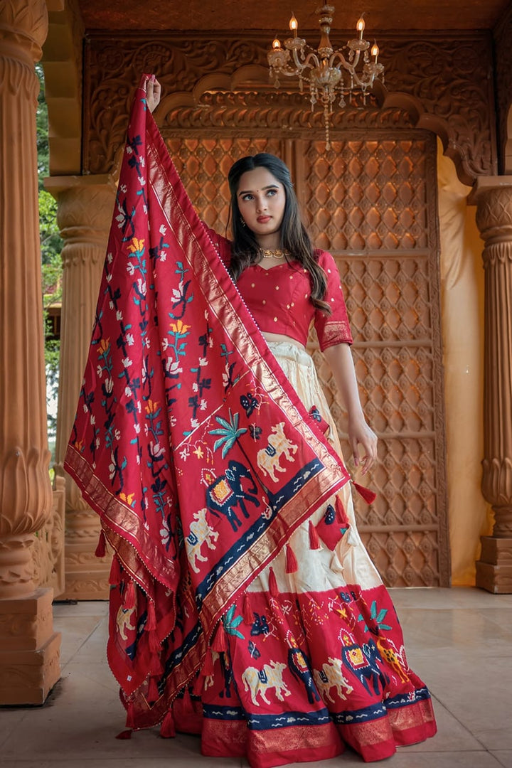 Pearl Cream Dola Silk Lehenga.