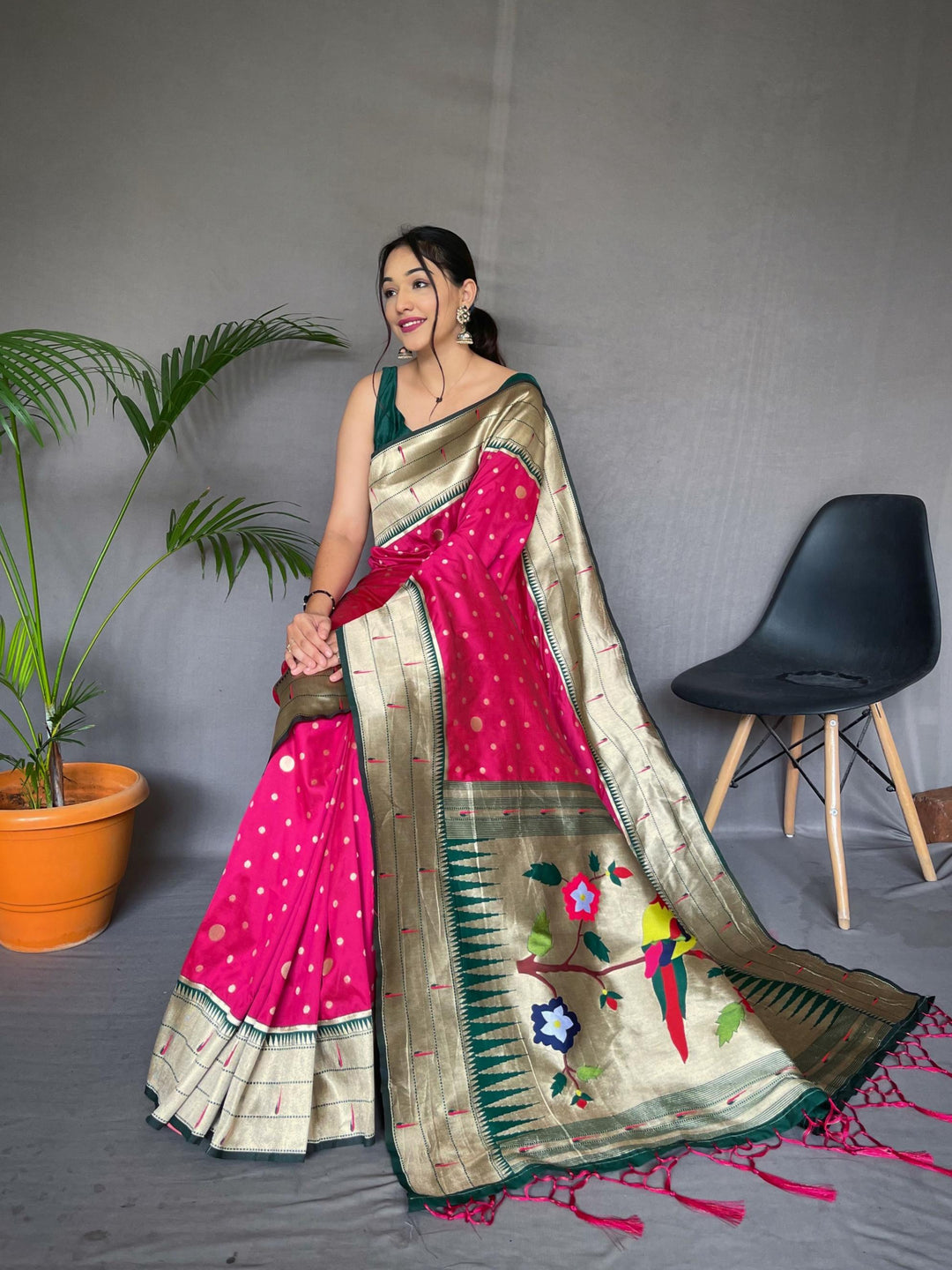 Rani Pink Pure Paithani Silk Saree - PAHRAVA