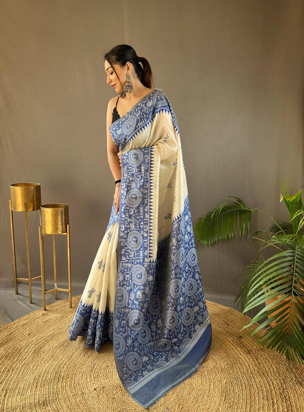 Offwhite with blue tussar silk saree - PAHRAVA