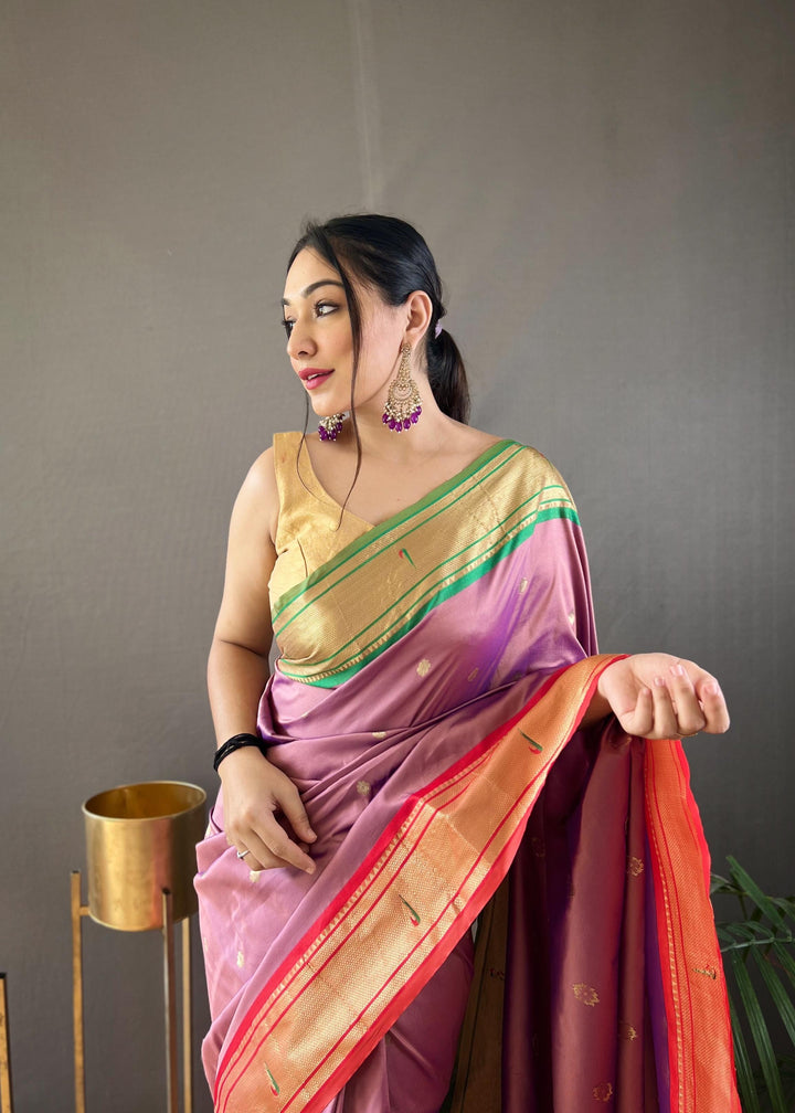 Lavender Ganga Jamuna Border Paithani Weave Saree - PAHRAVA