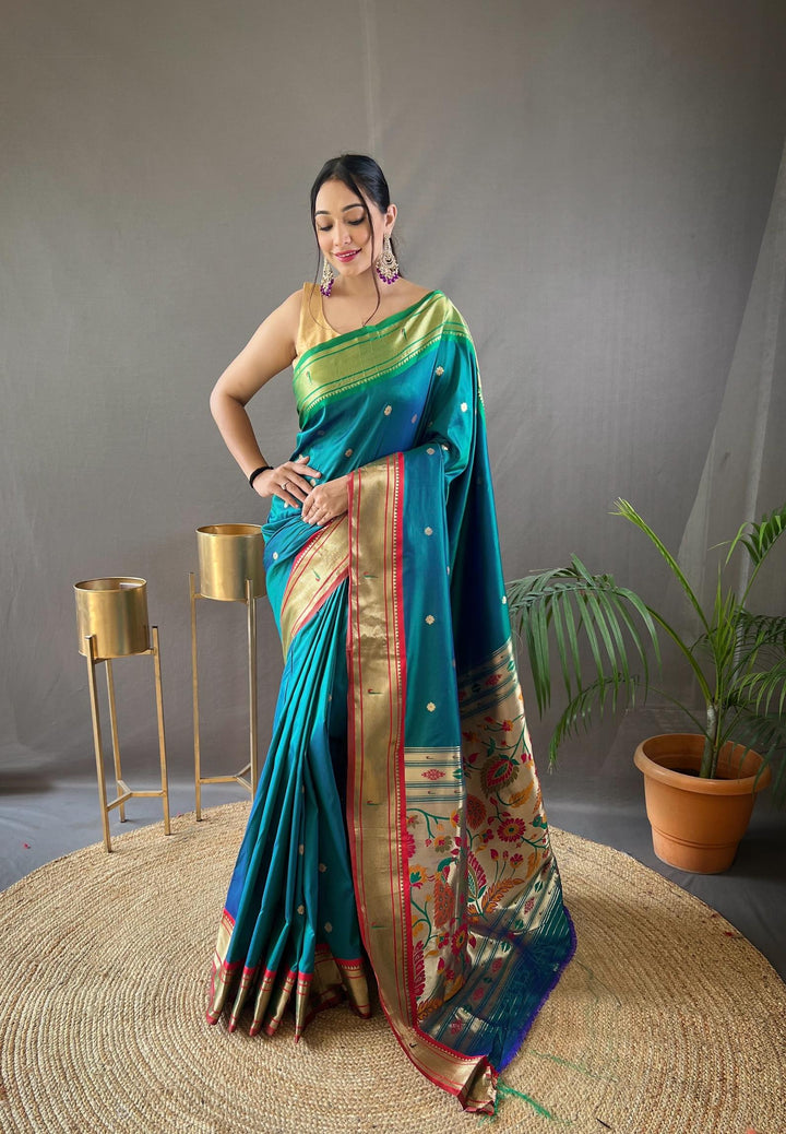 Peacock Green Ganga Jamuna Border Paithani Weave Saree - PAHRAVA