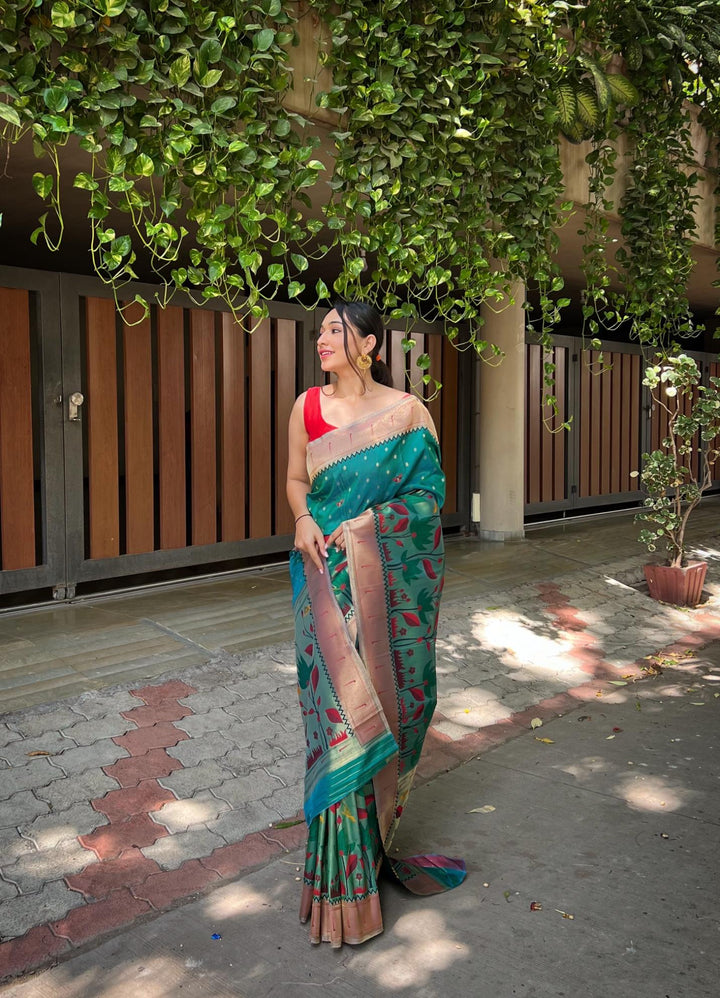 Peacock Green Pure Banarasi Paithani Silk Saree - PAHRAVA