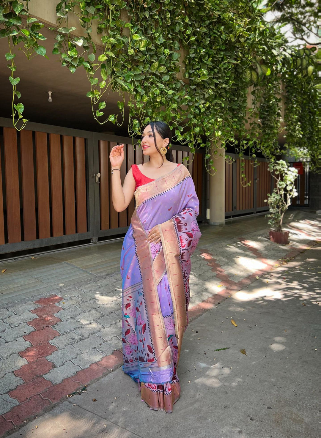 Pale Lavender Pure Banarasi Paithani Silk Saree - PAHRAVA