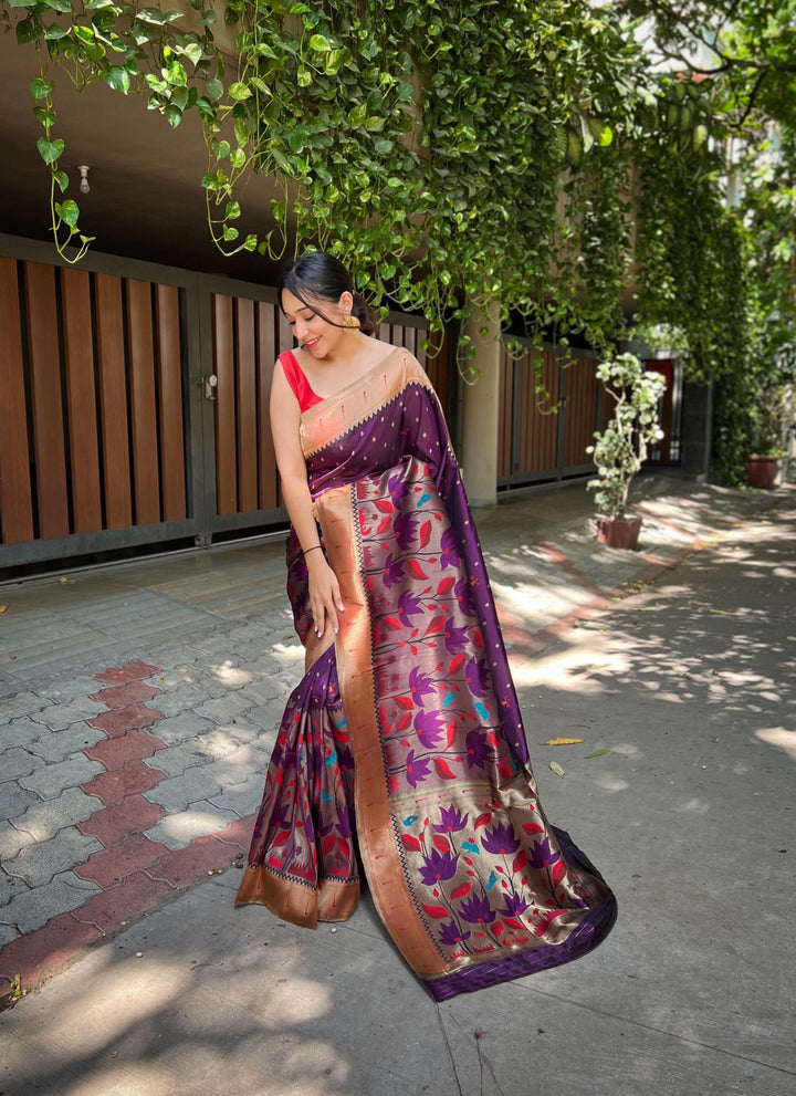 Ultra Violet Pure Banarasi Paithani Silk Saree - PAHRAVA