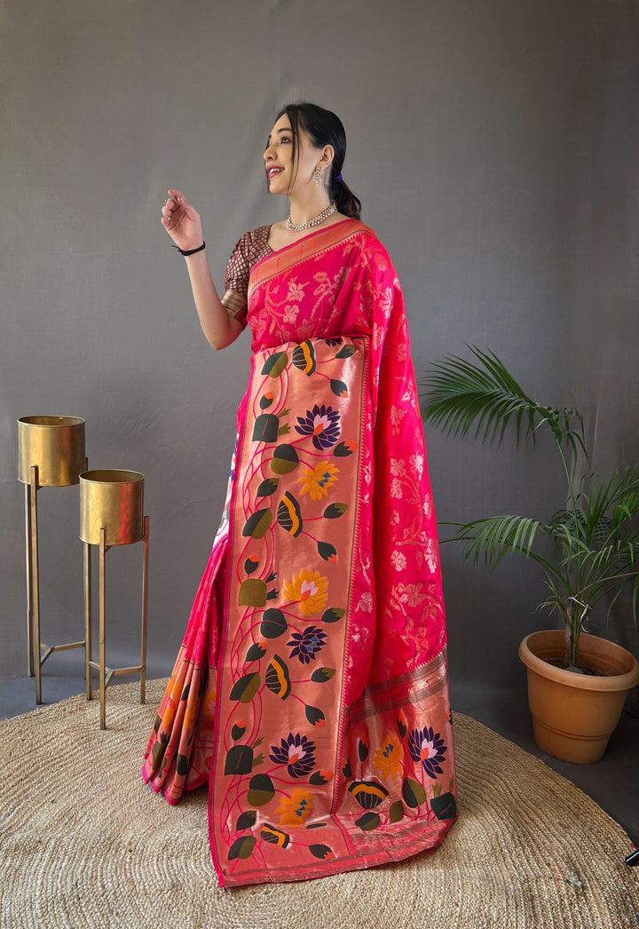 Raspberry Pink Pure Soft Paithani Silk Saree - PAHRAVA