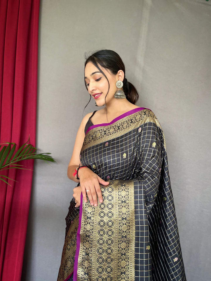 Dark Grey Kanjeevaram Handloom Silk Saree - PAHRAVA