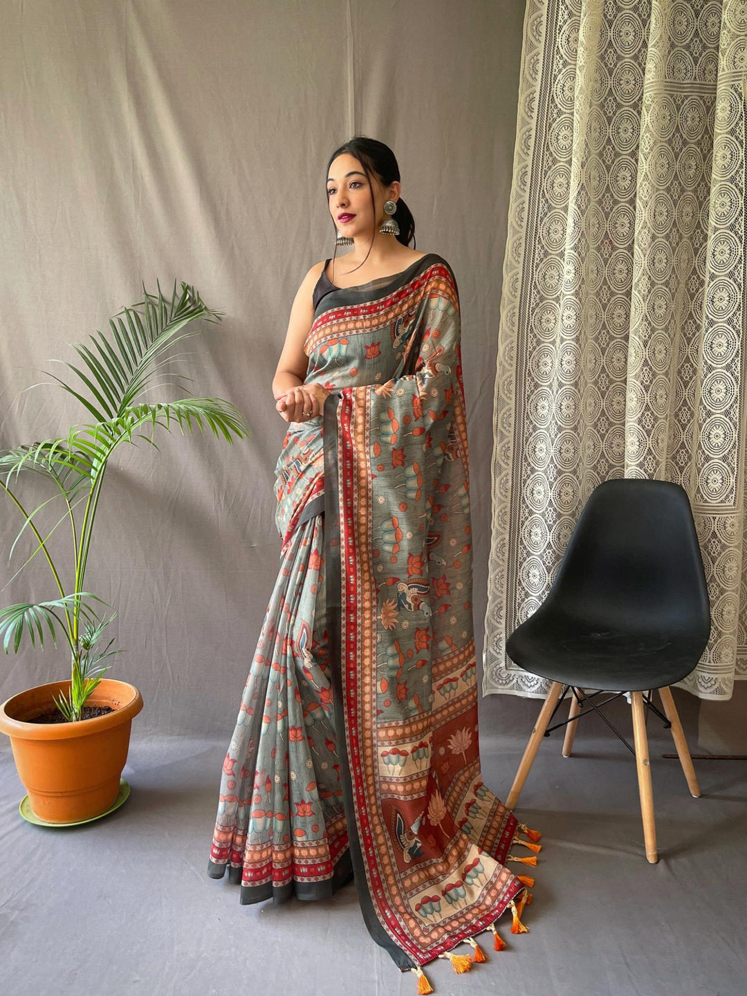 Dark Grey Kalamkari Printed Malai Cotton Saree - PAHRAVA