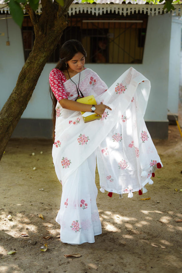 Pure White Linen Fabric with weaving Pattu border Saree