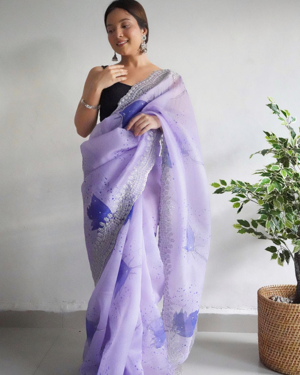 Light Lavender Pure Khadi Organza Silk Saree With Orignal Digital Print With  Pure  Cutwork Border With Fully Handwork Sequence Work - PAHRAVA