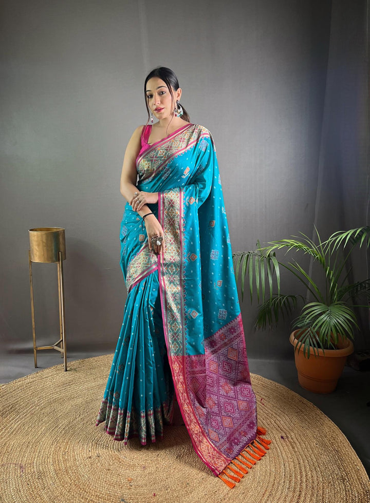 Indigo Blue Soft Rangeen Patola Silk Saree - PAHRAVA