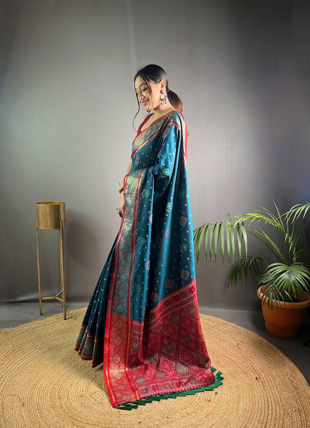 Teal Blue Soft Rangeen Patola Silk Saree - PAHRAVA