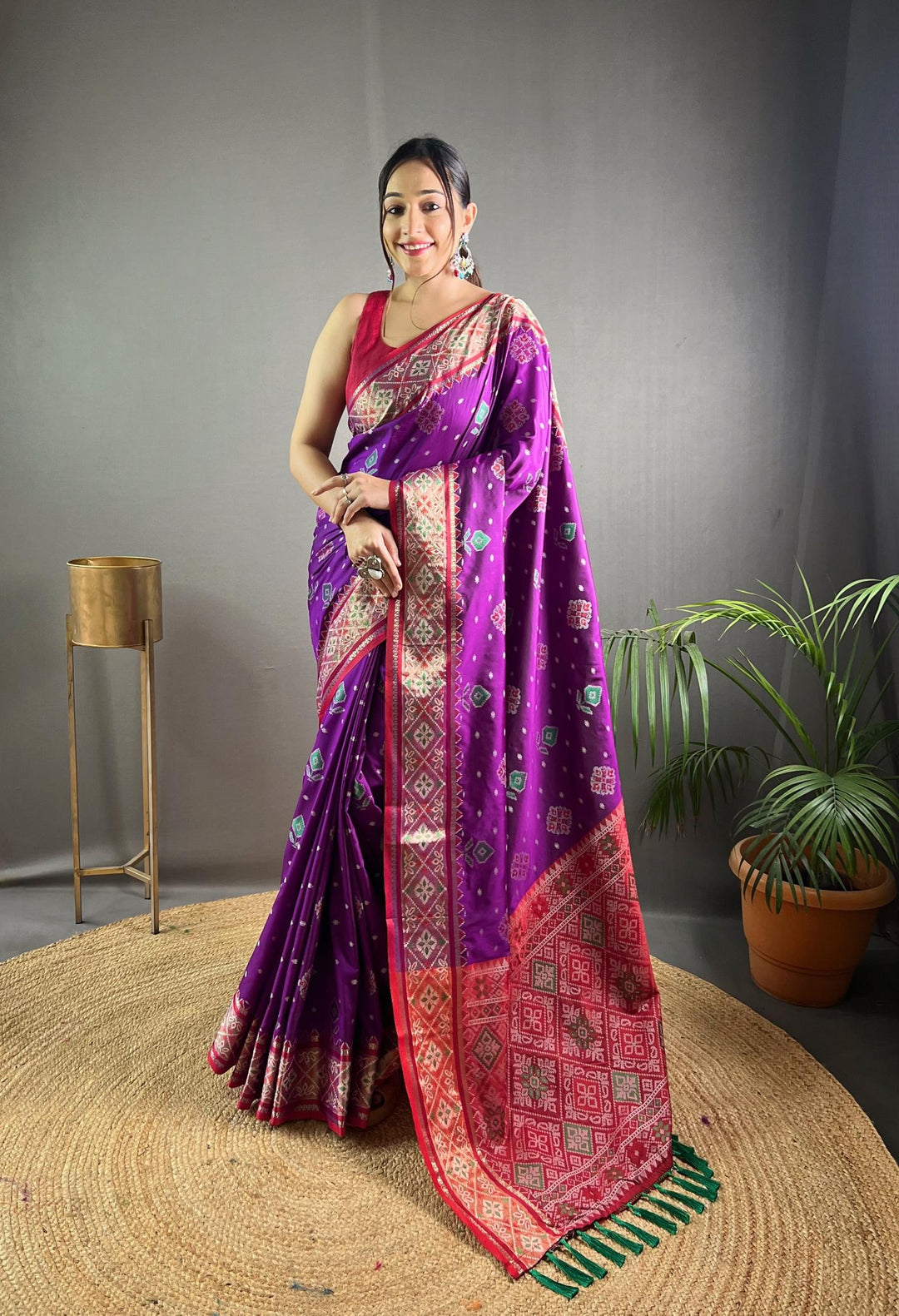 Pure Purple Soft Rangeen Patola Silk Saree - PAHRAVA