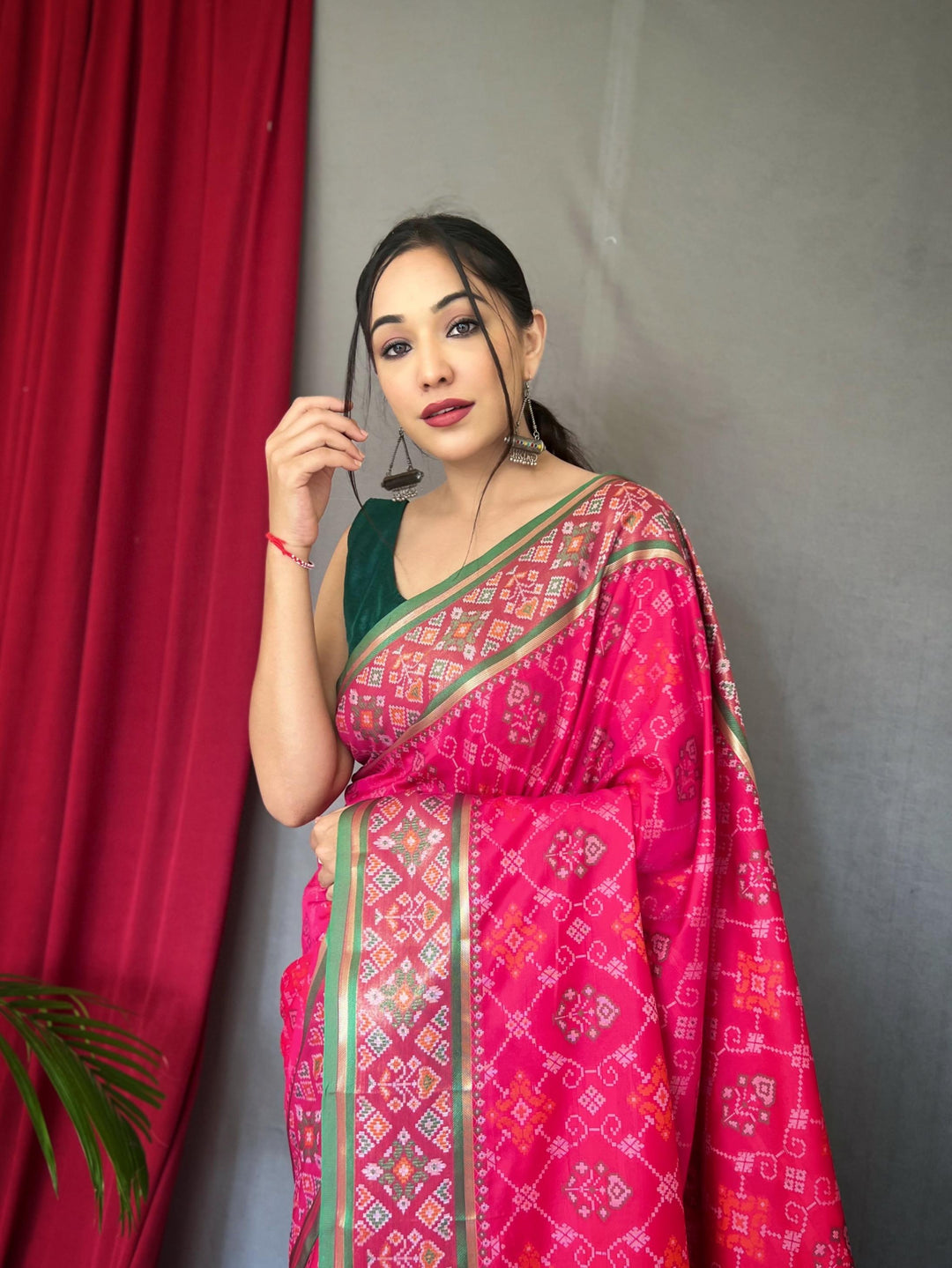 Rani Pink Soft Rangeen Patola Silk Saree - PAHRAVA