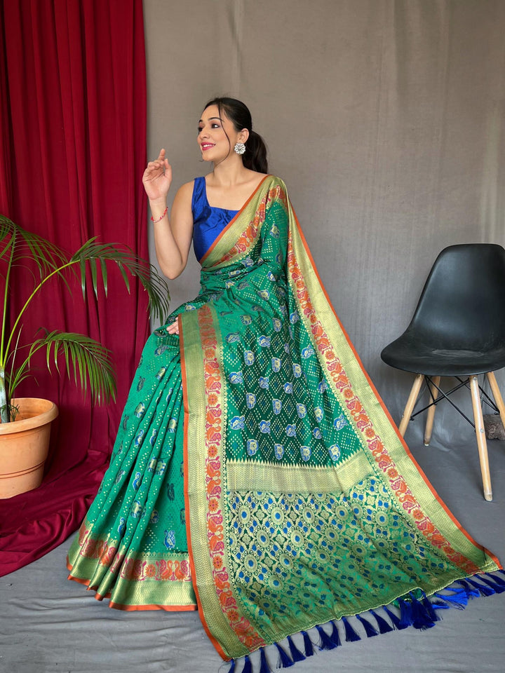 Traditional Green Pure Kachii Patola Silk Saree - PAHRAVA