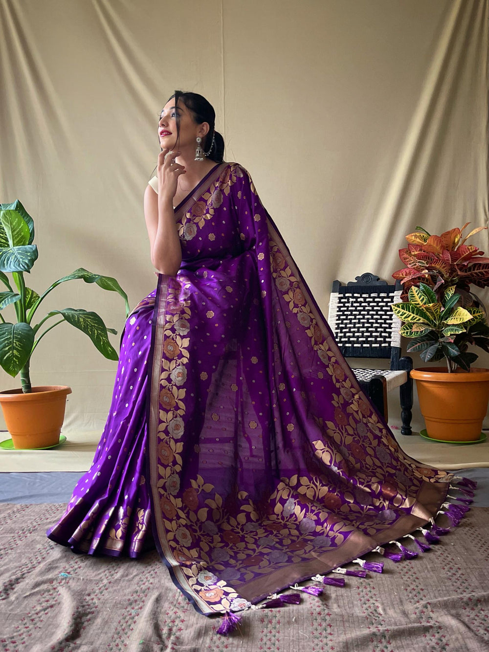 Purple soft silk saree with zari weaving - PAHRAVA