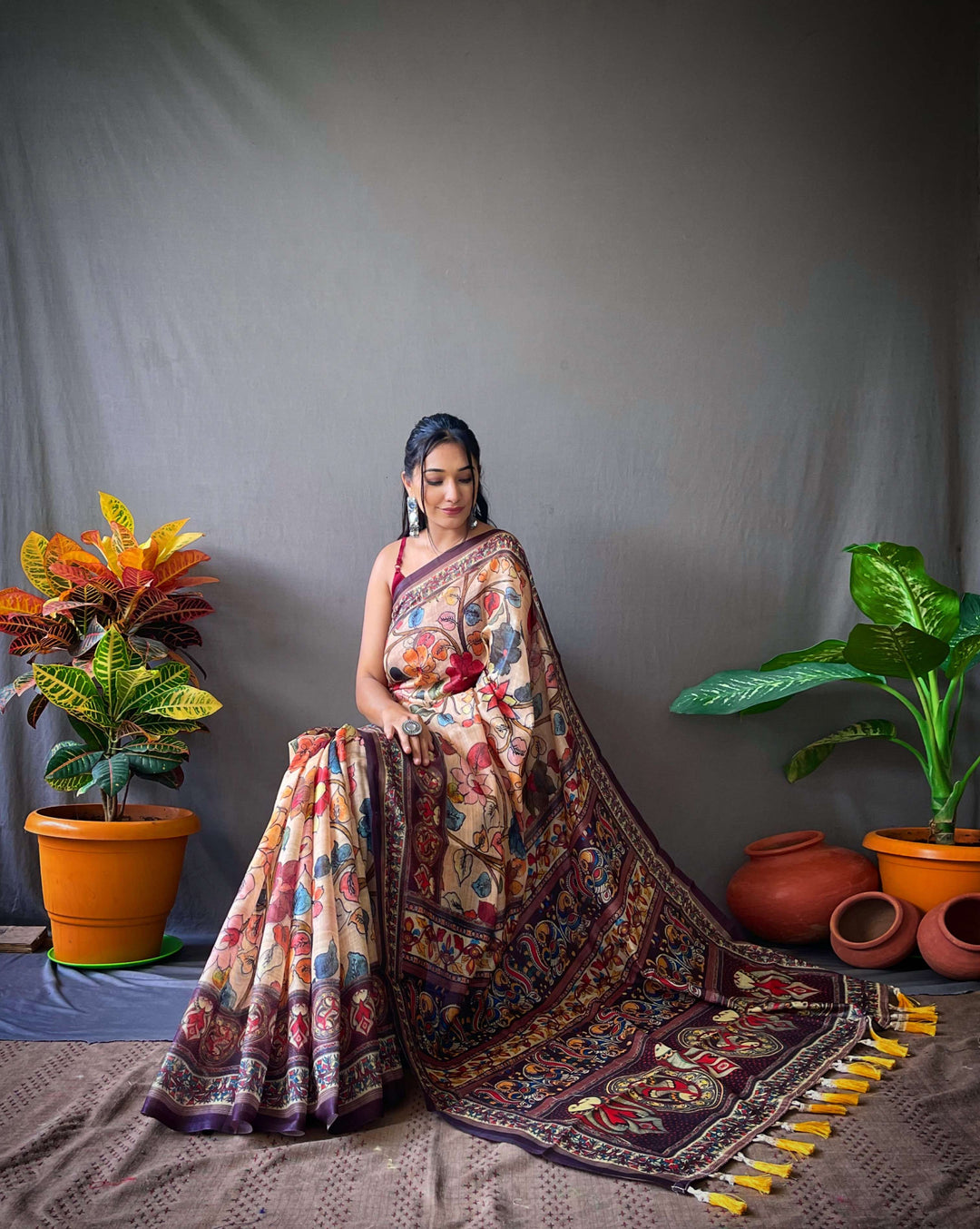 Classy Cream Kalamkari cotton saree - PAHRAVA