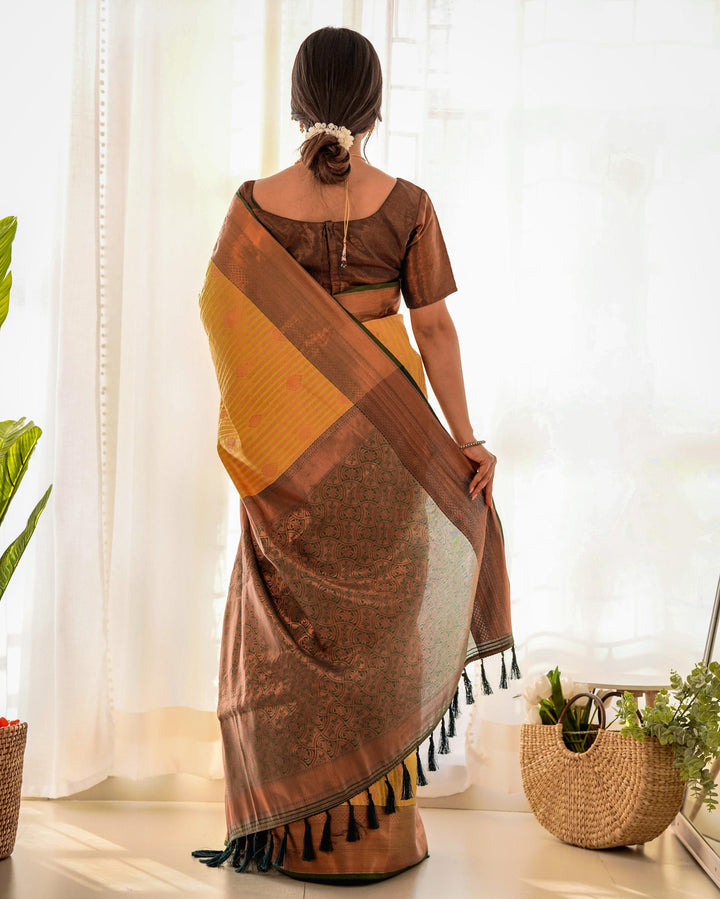 Pale yellow pattu kanjivaram silk saree - PAHRAVA