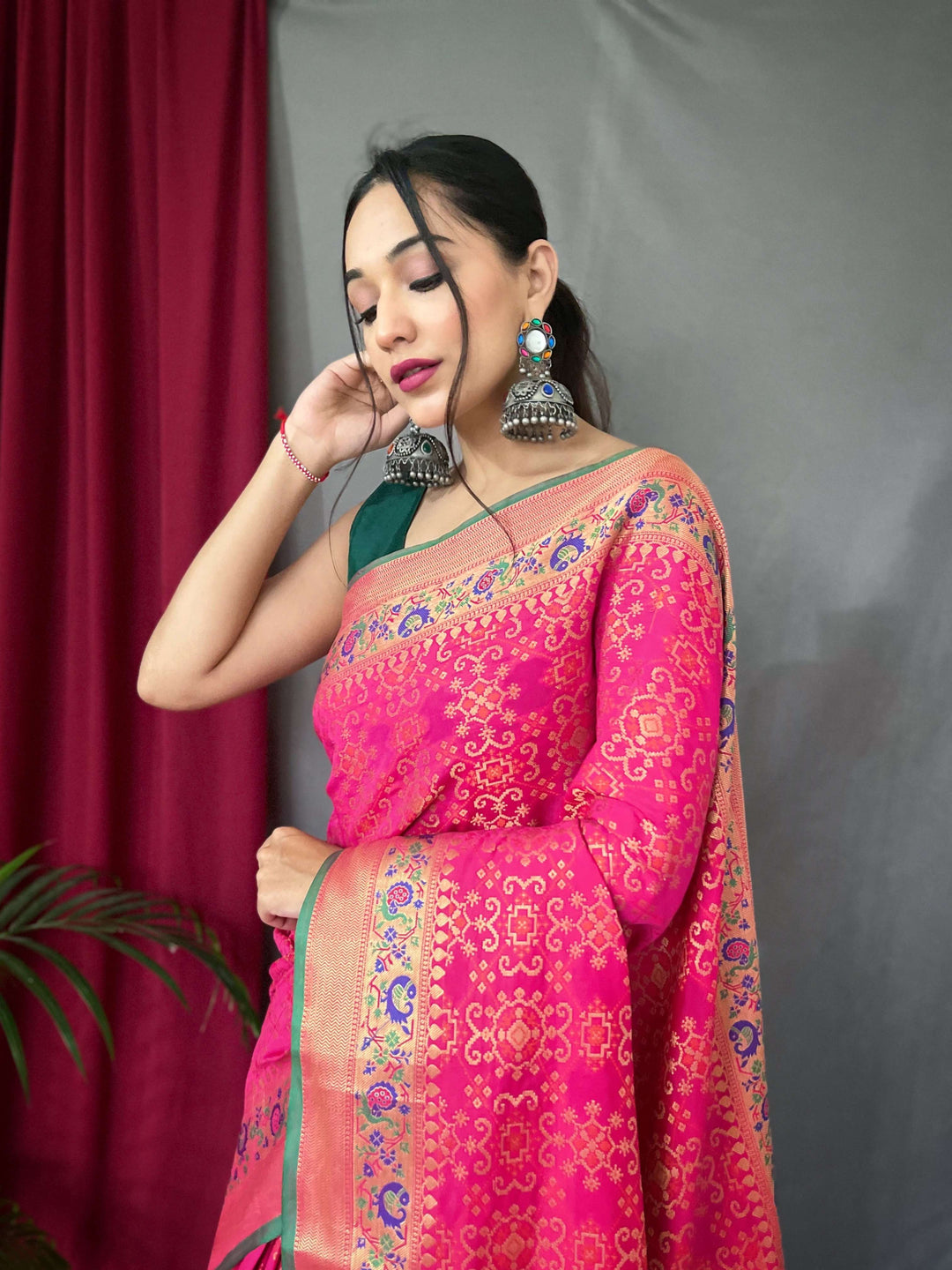 Plum Pink fusion silk saree - PAHRAVA