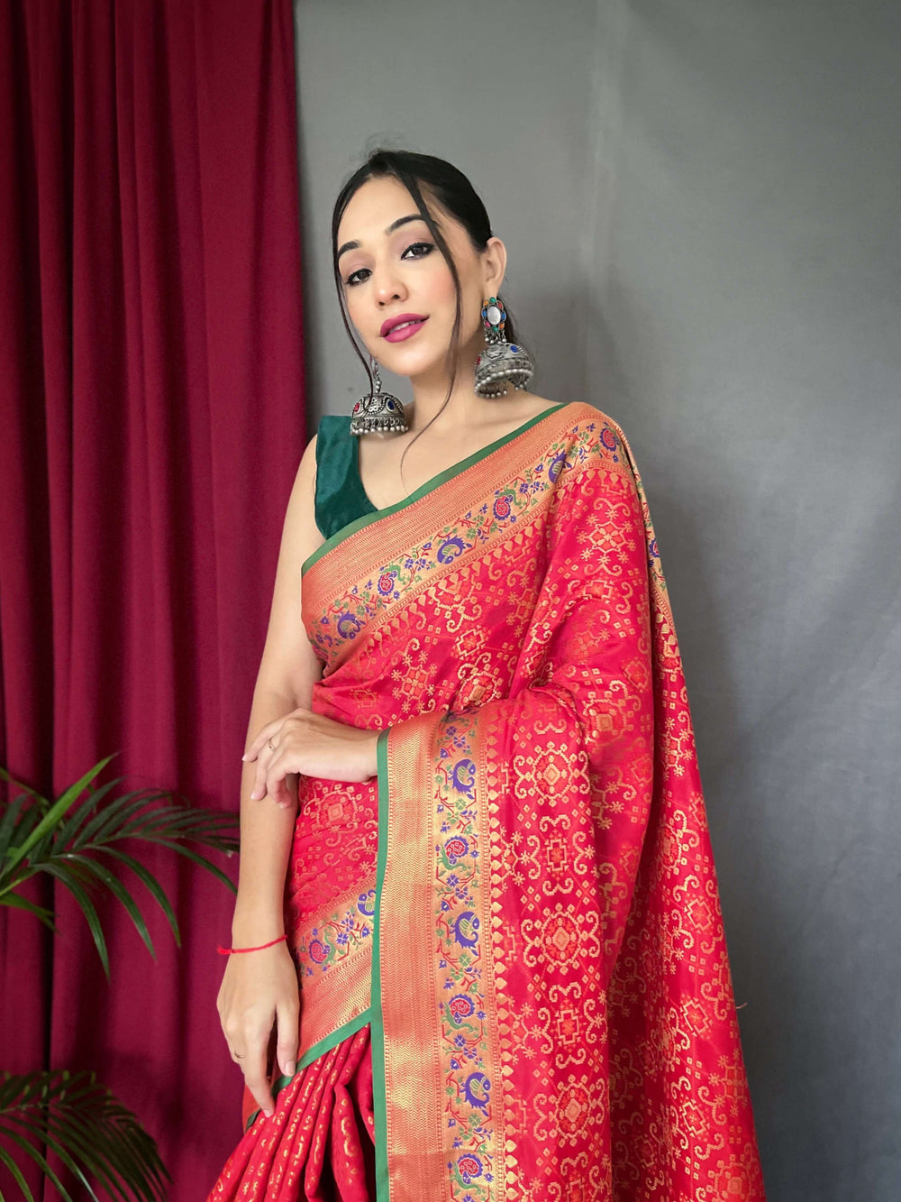 Rosy Red fusion silk saree - PAHRAVA