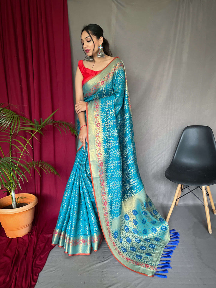 Sky Blue fusion silk saree - PAHRAVA